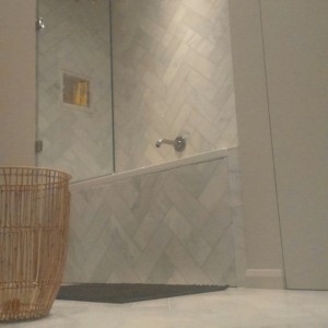 Fishbone marble bathroom