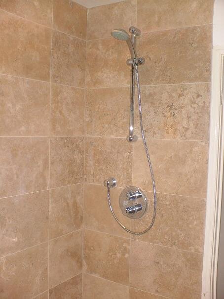 jerrys bathroom _6.JPG