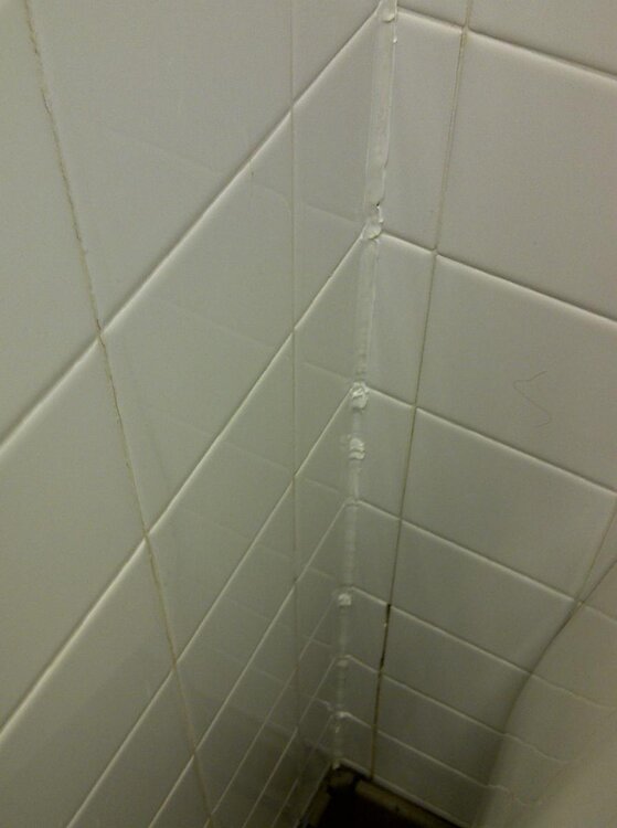 quality caulking.jpg