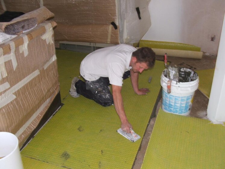tiling sept 2011 024.jpg