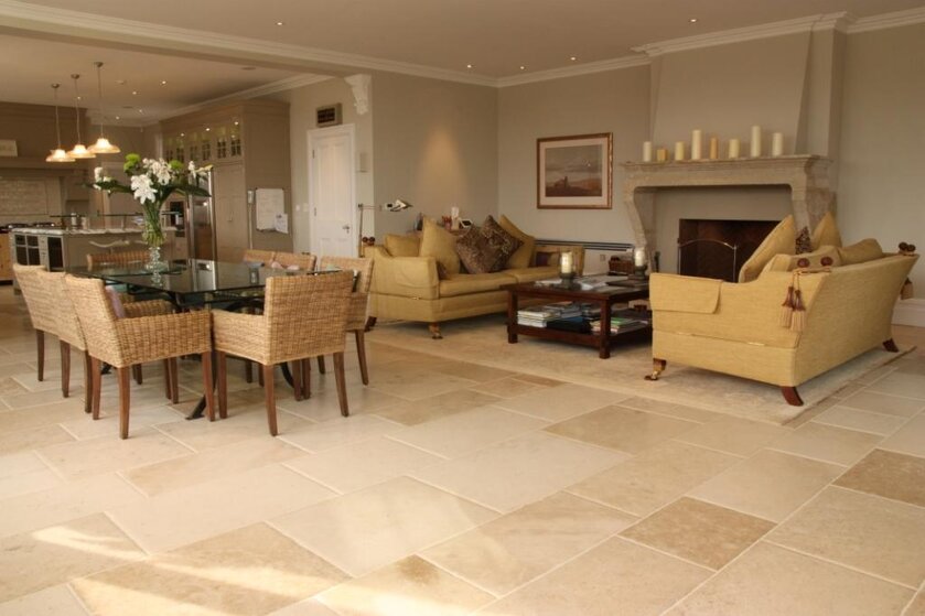 Yell Tile Pic05.JPG