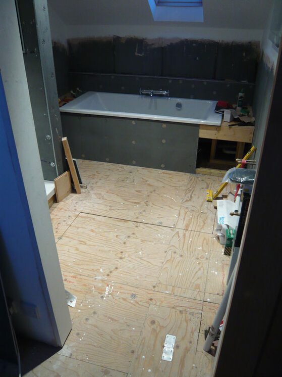 bathroom_floor_tiling_01.jpg bathroom_floor_tiling_01.jpg