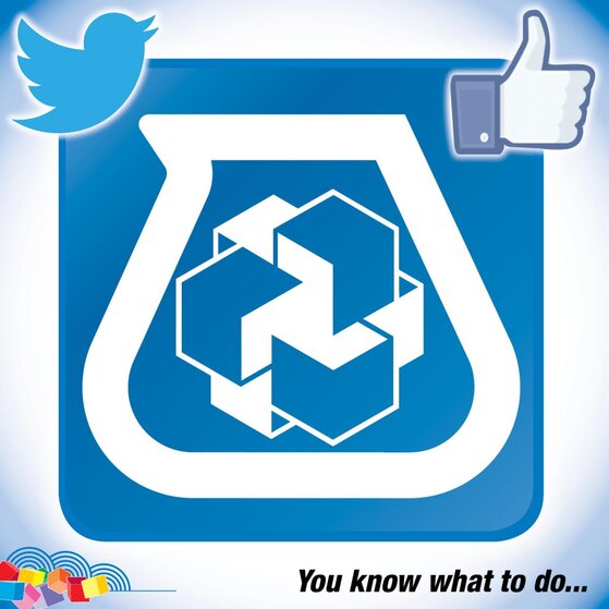 Facebook and Twitter.jpg Facebook and Twitter.jpg