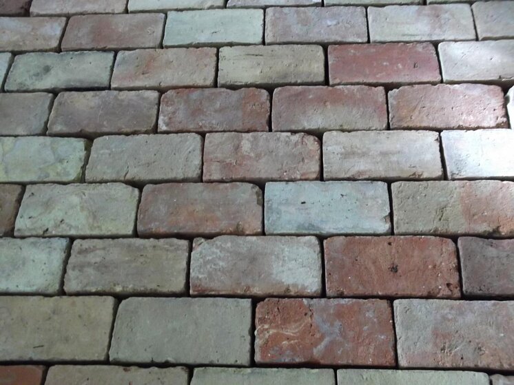 Reclaimed brick floor, advice to choose sealer please (not linseed). | TilersForums.com Filename: {userid}