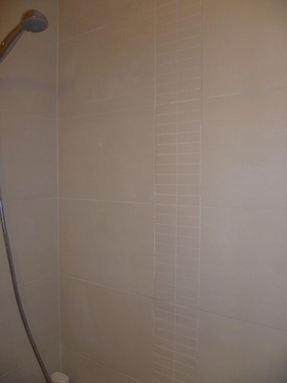 Grout's dried out really patchy - HELP!!! | TilersForums.com Filename: {userid}