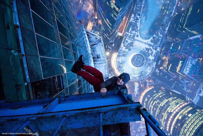 extreme-rooftopping-skywalking-photos-mustang-wanted-russia-12.jpg extreme-rooftopping-skywalking-photos-mustang-wanted-russia-12.jpg