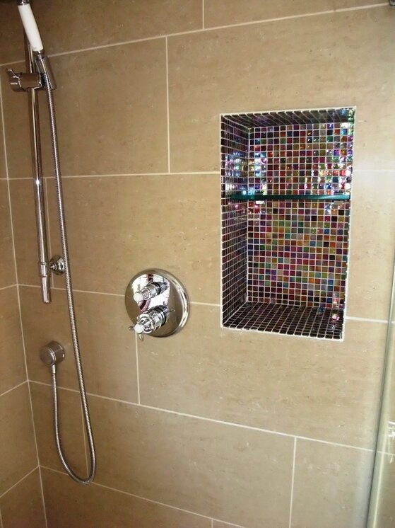 Glass Mosaic's - Wet Rm - Comp Niche.jpg