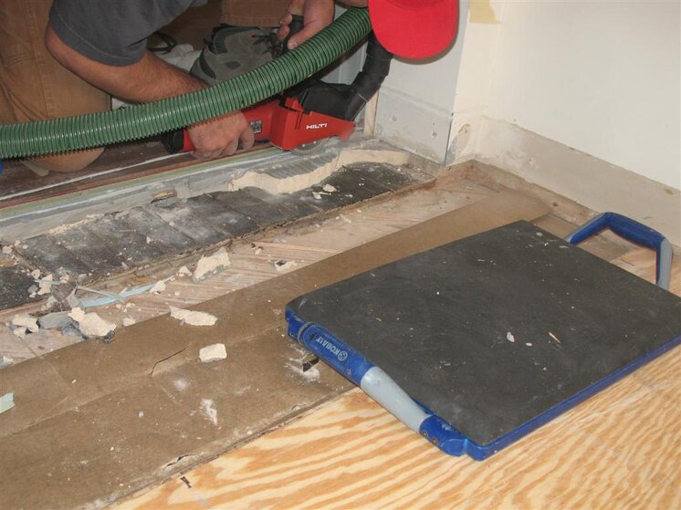 Hilti grinder + vac (Large).JPG