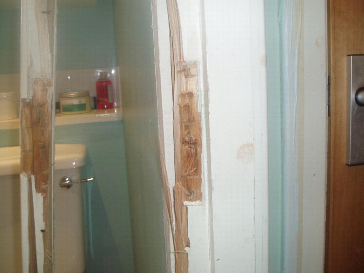 damaged door jam 2.jpg