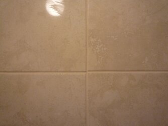wall tile misalignment2.jpg