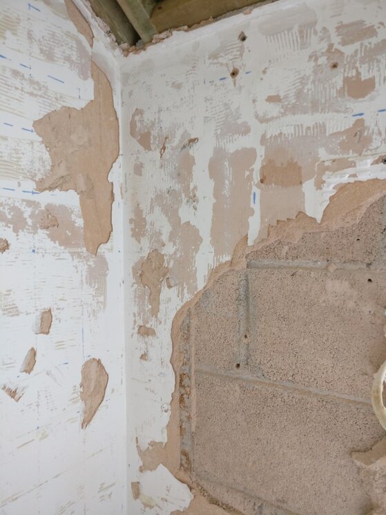 metal strip in wall.jpg