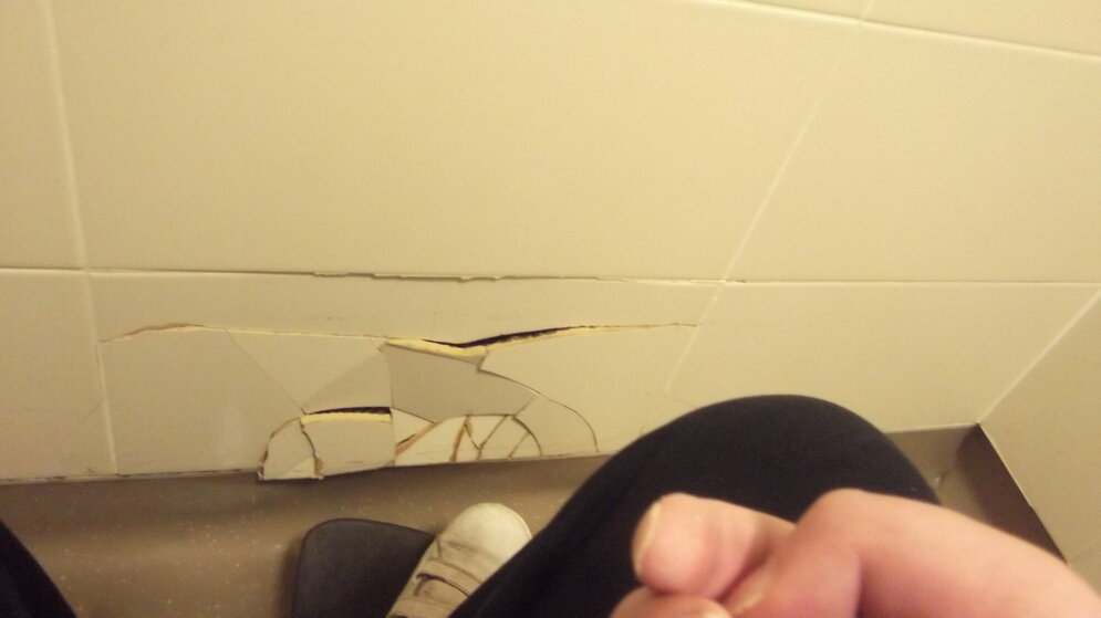 G27-BrokenTilesStage5.JPG