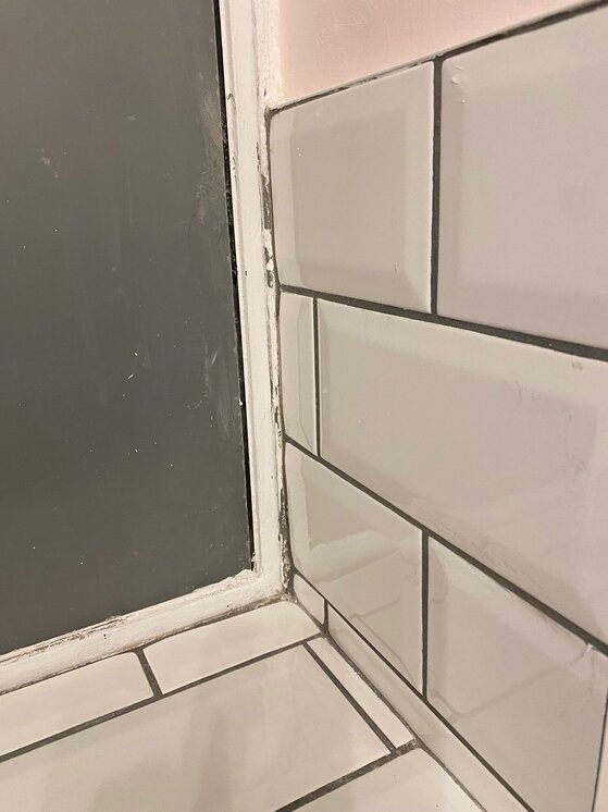 Kitchen splashback metro tiles -is it a bad job? | TilersForums.com Filename: {userid}