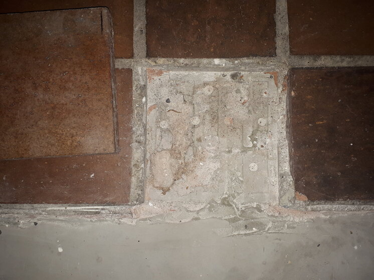 Repair of vintage quarry tile floor | TilersForums.com Filename: {userid}