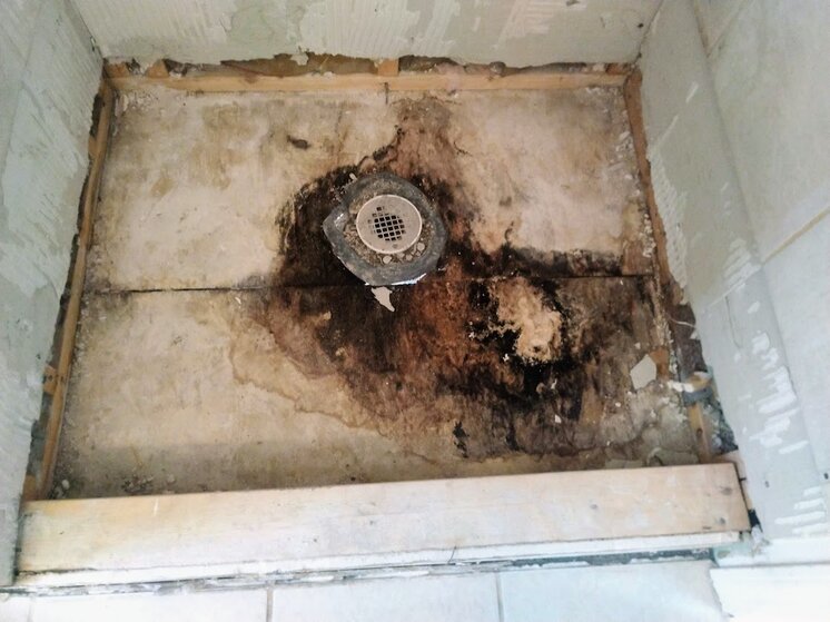 Water Damaged Old School Shower Repair Job | TilersForums.com Filename: {userid} Water Damaged Old School Shower Repair Job | TilersForums.com Filename: {userid}