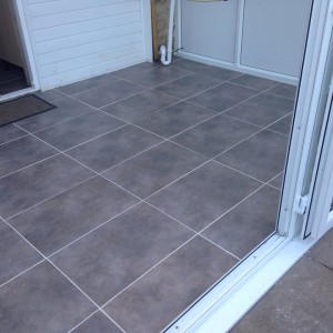 grey floor tiles.jpg