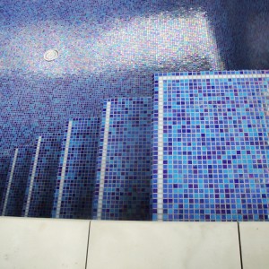 pearl finished blue blend glass mosaic steps
