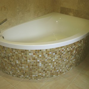 glass mosaic bath panel