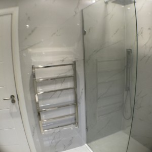 Porcelthin ensuite refit.