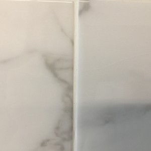 Cracks that go across two tiles