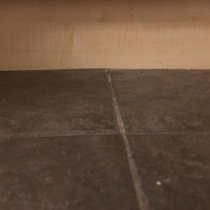 Buckling between tiles 2 and 3