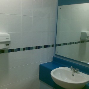 Mens Toilets3