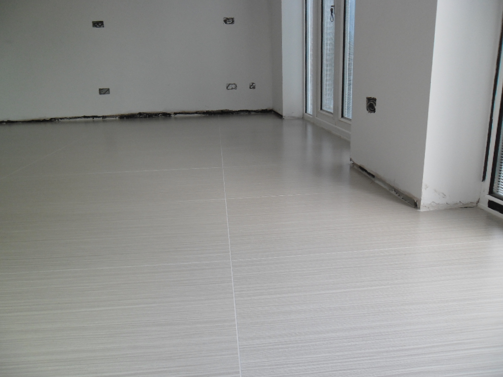 Porcel Thin Floor