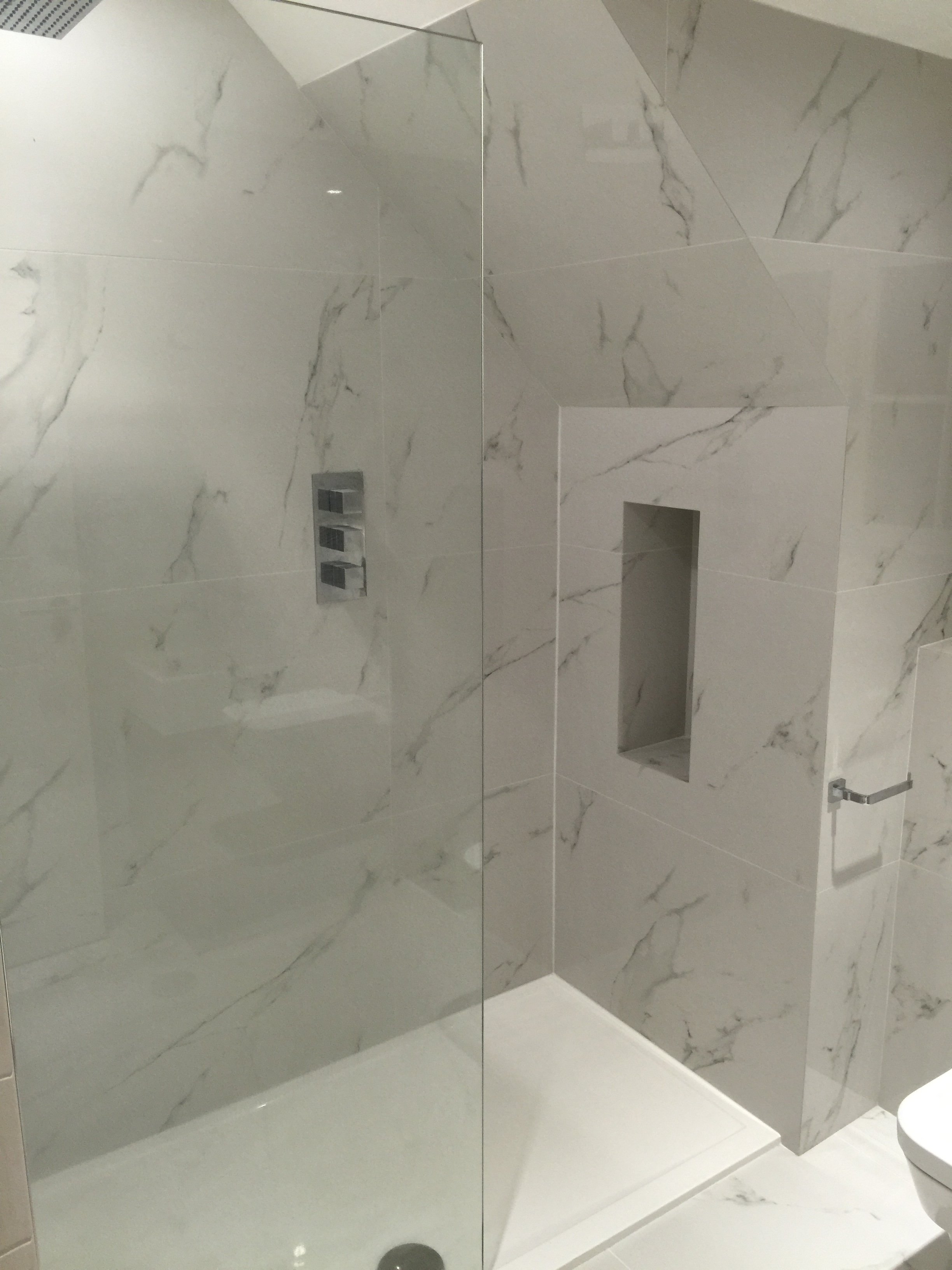 Porcelthin ensuite refit.