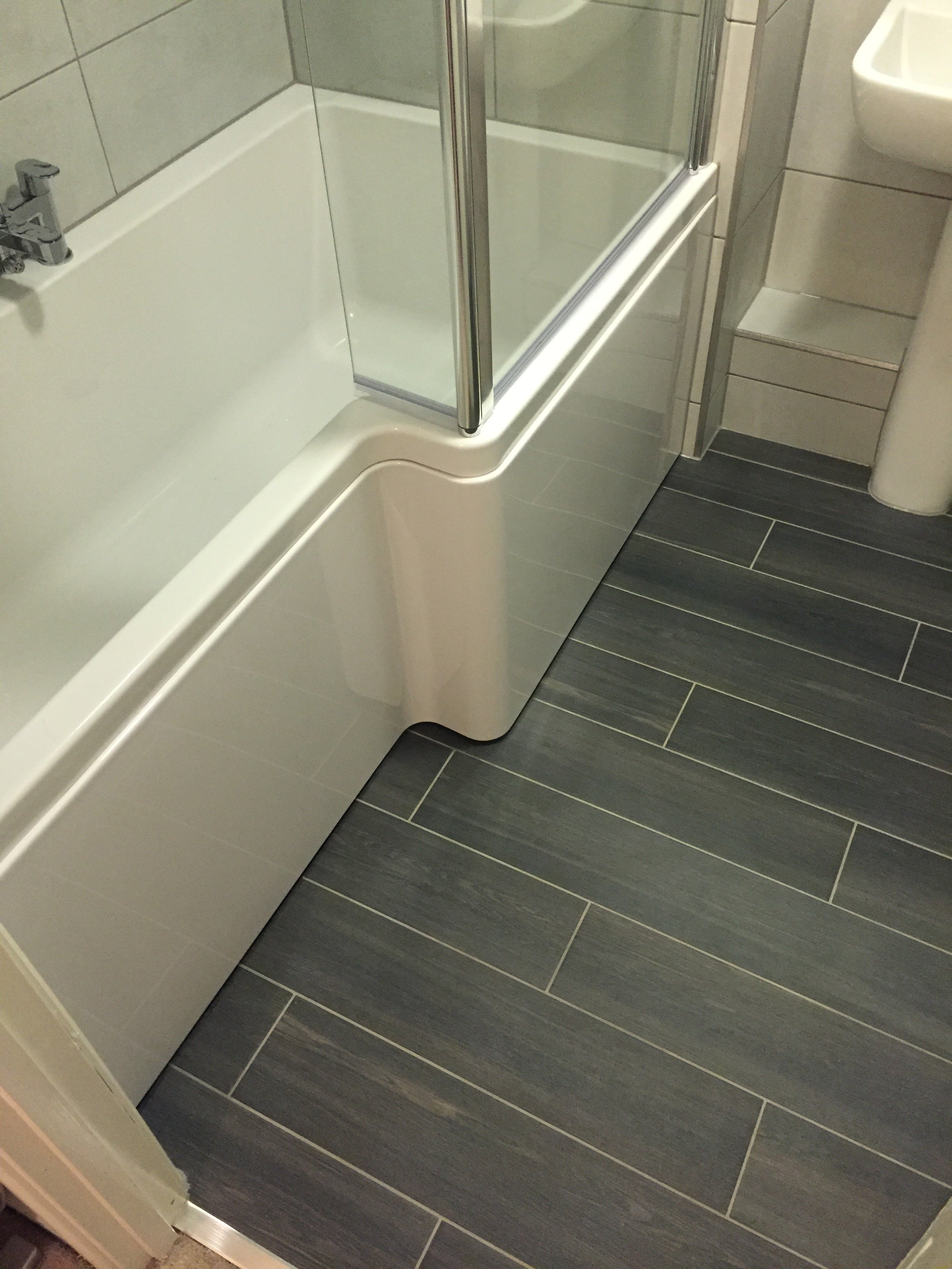 Small bathroom refurbishment