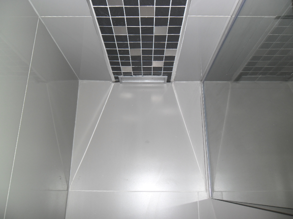 Wet Room Porcel-Thin 005.jpg